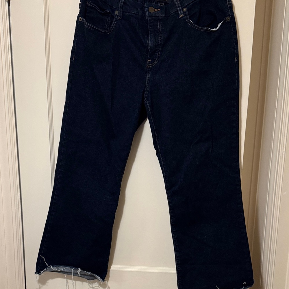 Banana Republic Dark Blue Flare Jeans new without tags. Size 33/16 cropped.
